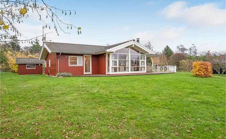 3 bedroom amazing home in Knebel 1