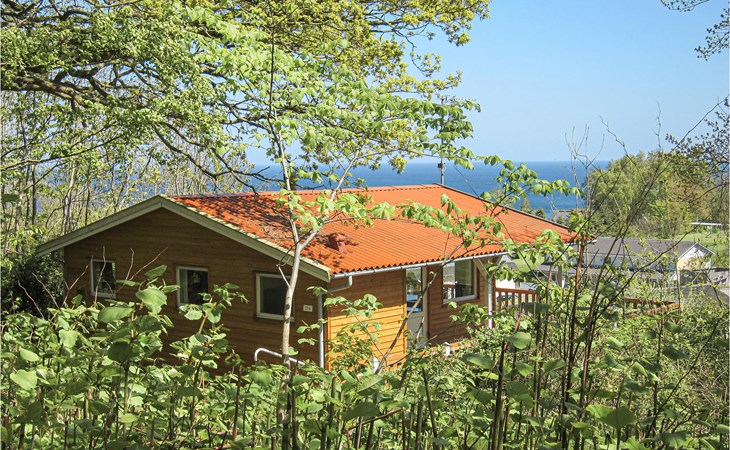 2 bedroom awesome home in Allinge 1