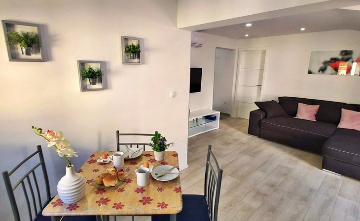 Superior Ein-Schlafzimmer-Wohnung DaMa 1