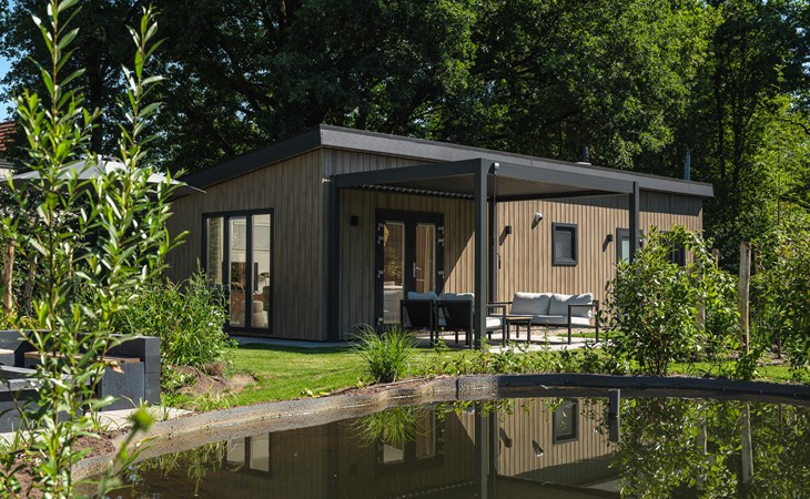 Loevestein Deluxe met Hottub | 4 personen 1