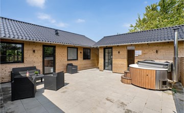Nice home in Hvide Sande with sauna 2
