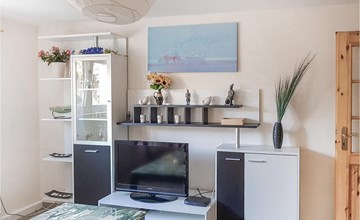 1 bedroom awesome apartment in Bastorf 2