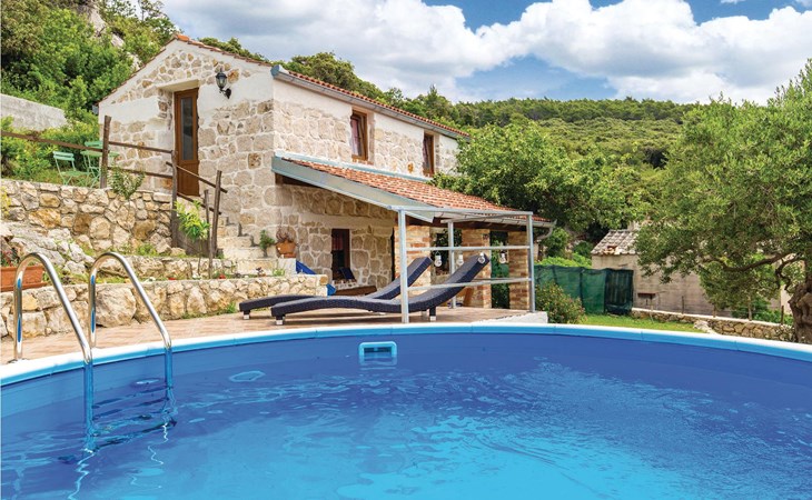Stunning home in Supetarska Draga 1