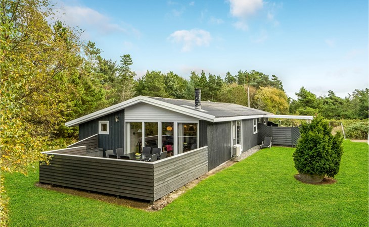 Lovely home in Blåvand with sauna 1