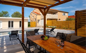 3 bedroom stunning home in Benkovac 2
