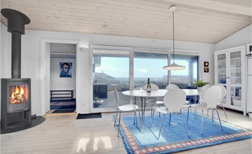 2 bedroom amazing home in Hjørring 3