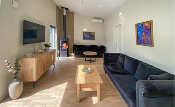 Lovely home in Färjestaden 3