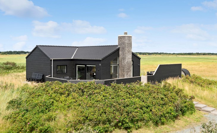 Beautiful home in Blåvand with kitchen 1
