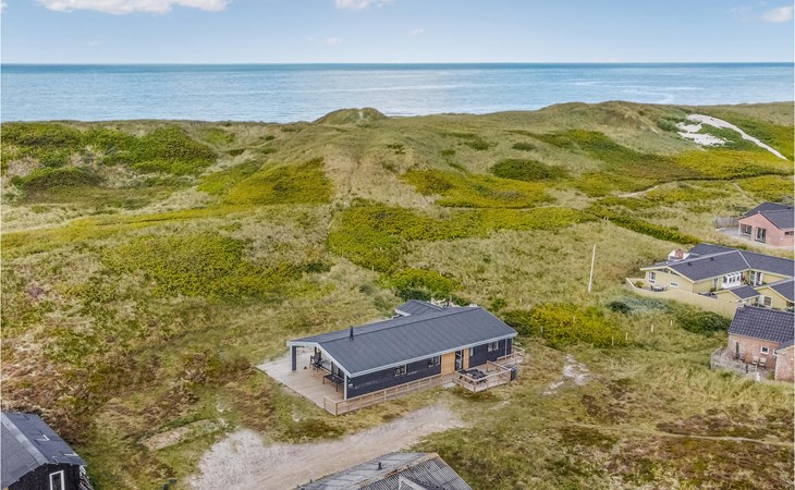 3 bedroom stunning home in Hvide Sande 1