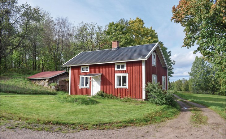 2 bedroom nice home in åsenhöga 1