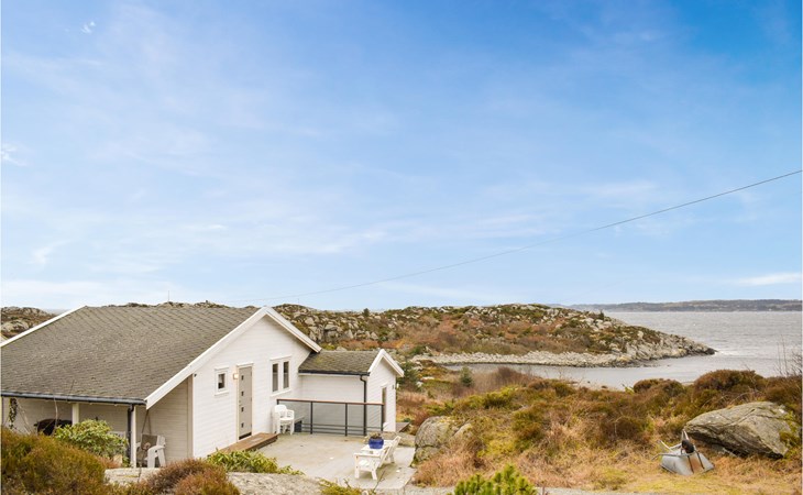 Beautiful home in Bokn with WiFi 1