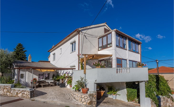 Cozy apartment in Vrbnik with WiFi 1