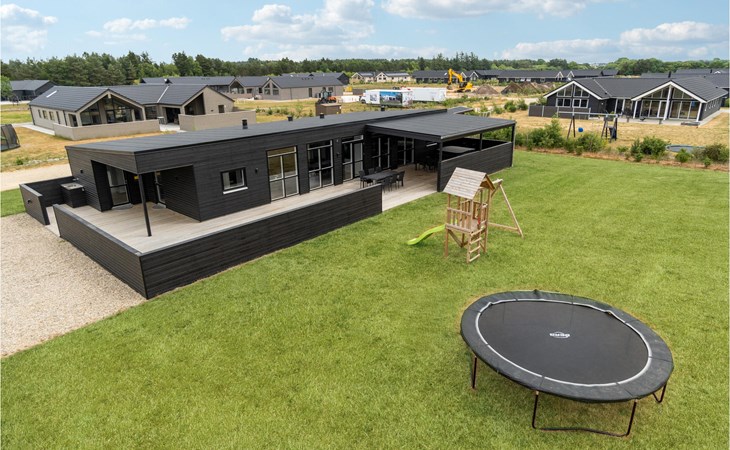 Nice home in Nørre Nebel with kitchen 1