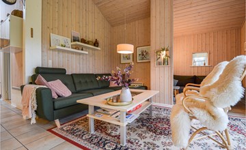Nice home in Glesborg with sauna 2
