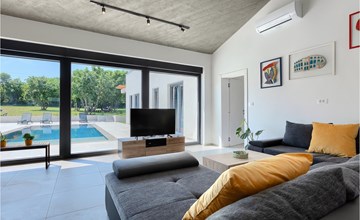 Villa Bateli 2