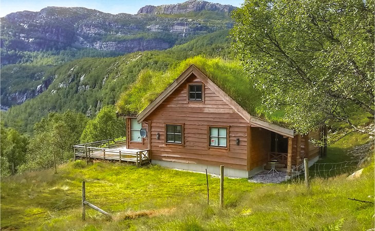 Amazing home in Vikeså with lake view 1