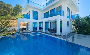 Villa mit unfassbarem Meerblick 3