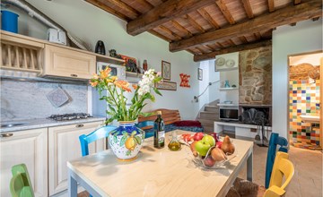 2 bedroom stunning home in Montaione 3