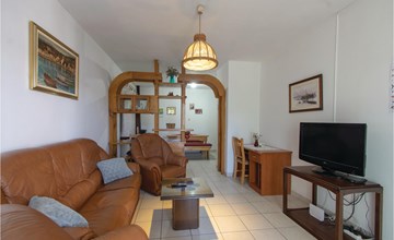 Nice apartment in Racisce 2