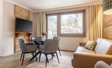 Suite mit 1 SZ & Wellnessbereich 3