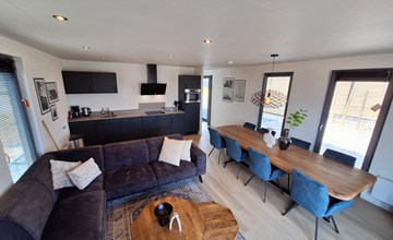 Beach House 8 3