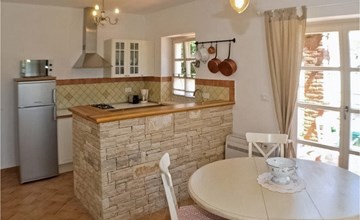 Villa Petra 5 2