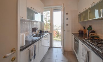 Amazing apartment in Roma with kitchen 3