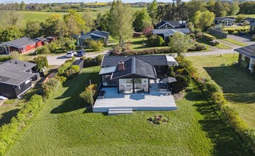 "Manfred" - 250m from the sea 3