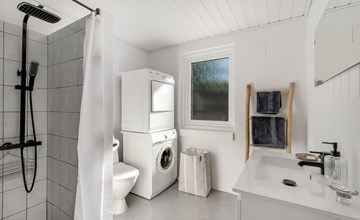 "Allen" - 1km from the sea 2