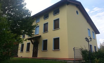 Gemütliche Ferienwohnung in Seghe mit Grill und Garten 2