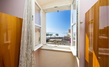 Pet friendly apartment in Kastel Stari 2