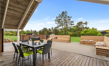 Amazing home in Skjern with kitchen 2