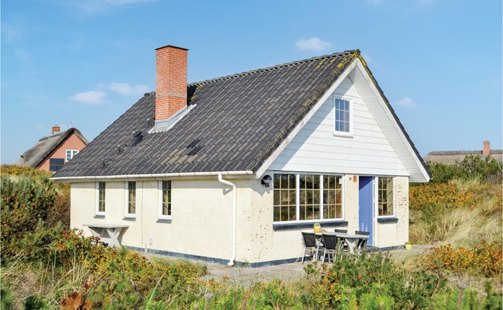 2 bedroom lovely home in Hvide Sande 1