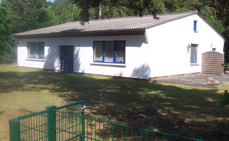 Appartement mit Garten, Grill und Terrasse 1