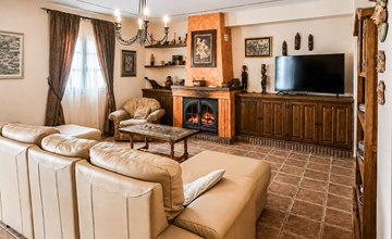 Amazing home in Iznajar 3