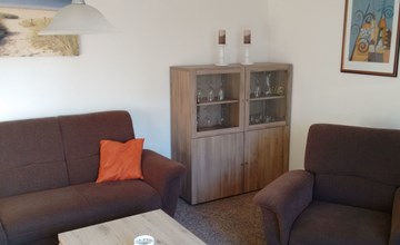 Komfortable Ferienwohnung mit großem Garten 2