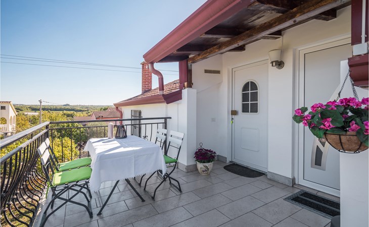 Lovely apartment in Musalez with WiFi 1