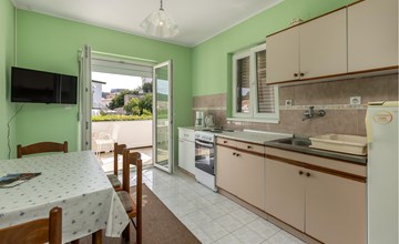 Amazing apartment in Supetarska Draga 3