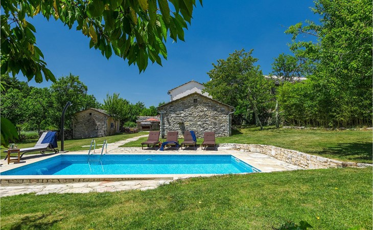 Village Miljavci 1