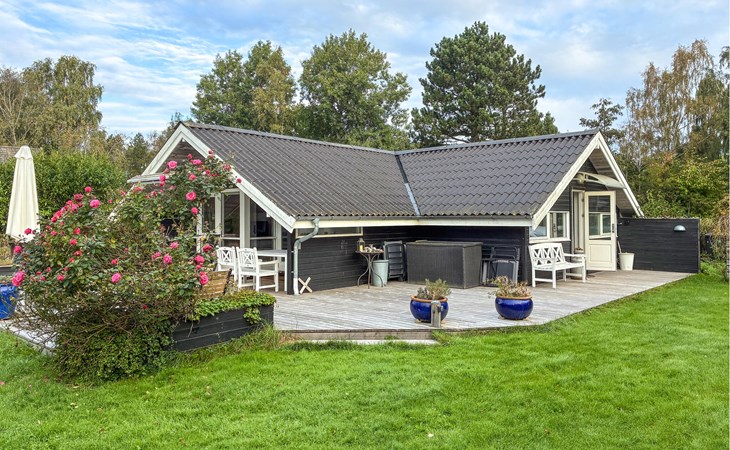 Amazing home in Stege with WiFi 1