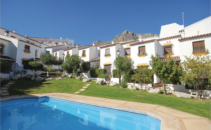 2 bedroom beautiful home in Montejaque 1