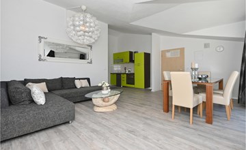 Gorgeous apartment in Okrug Gornji 3