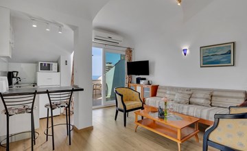 Villa Margitta mit Pool, Tennisplatz und Meerblick 2