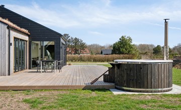 5 bedroom gorgeous home in Skjern 2