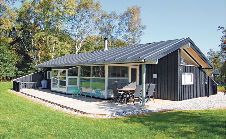 Awesome home in Grenaa with sauna 1