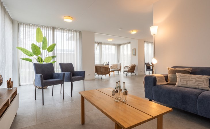 Ferienhaus De Ruiser: Modernes 10-Personen-Ferienhaus in Biggekerke 1