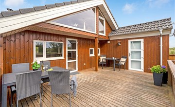 Lovely home in Thyholm with sauna 2