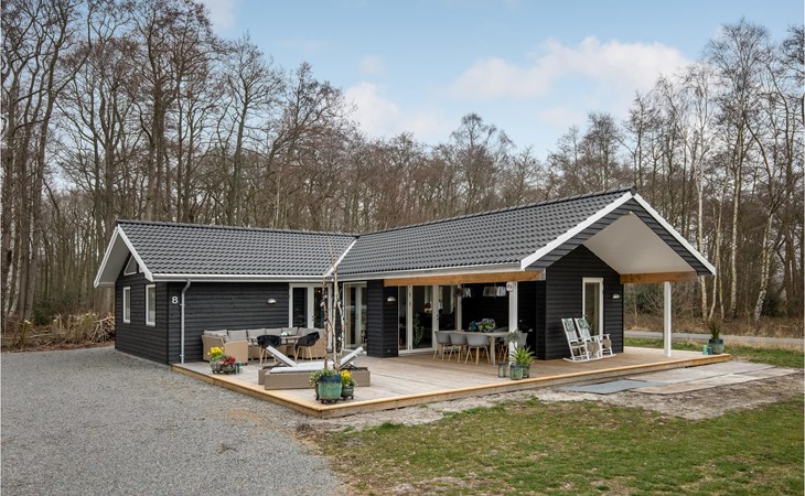 3 bedroom nice home in Aakirkeby 1