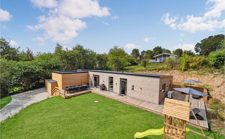 Beautiful home in Ebeltoft with sauna 1