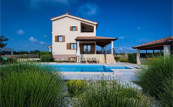 Villa Stokovci 1